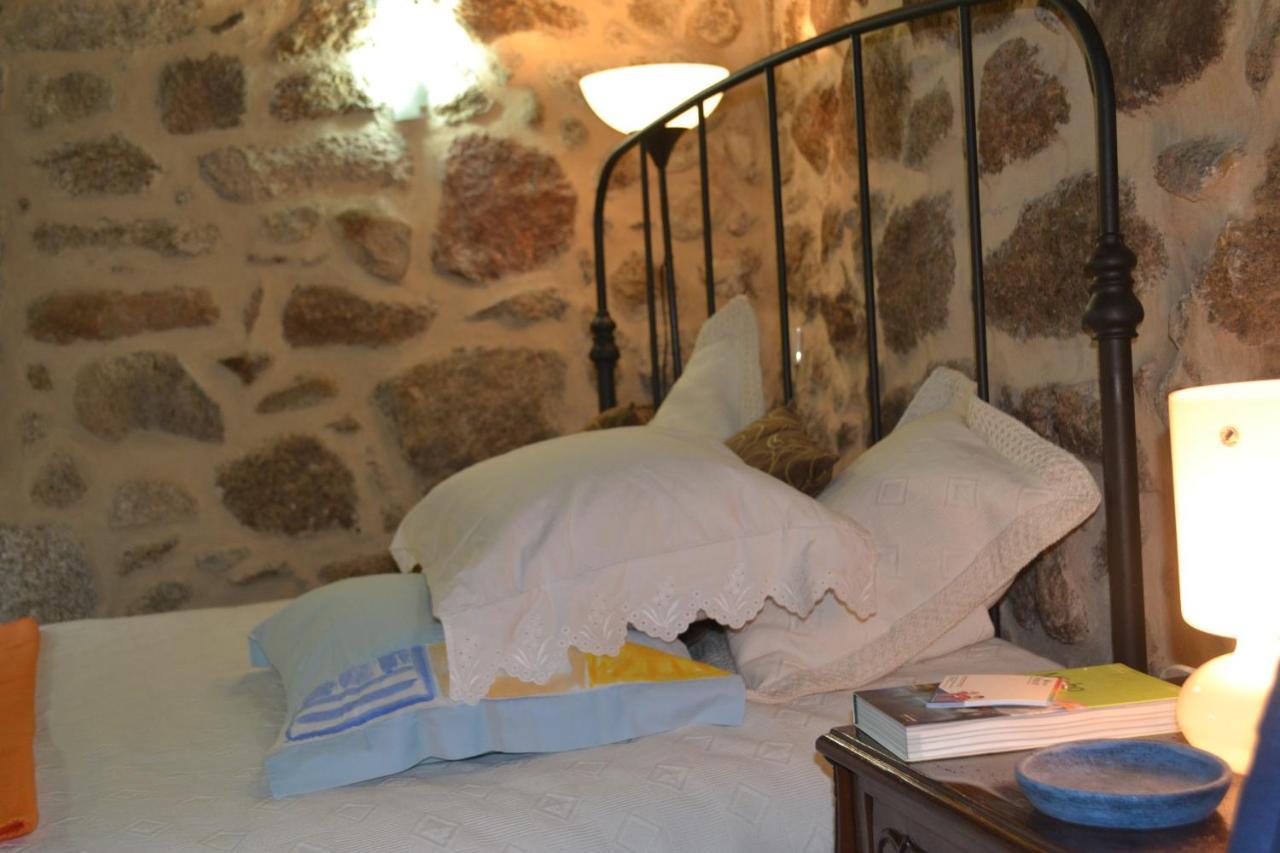 Penedino Mountain Cottage อาร์กอสเดวัลเดเวซ ภายนอก รูปภาพ